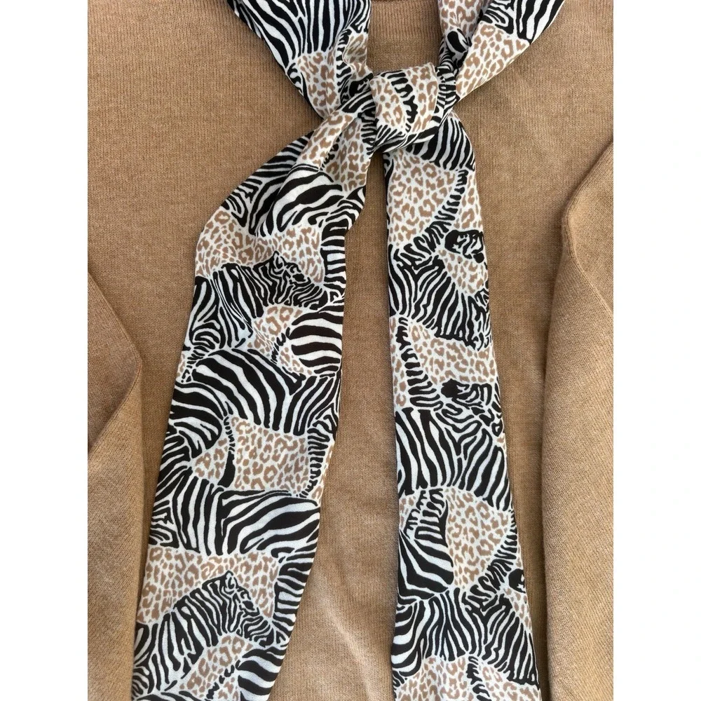 J Crew Brown Pullover Sweater Zebra Print Scarf Attached Size XL - Picture 3 of 5
